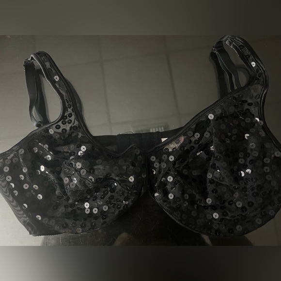 Victoria's Secret Black Sequin Embellished Bra - Picture 14 of 16